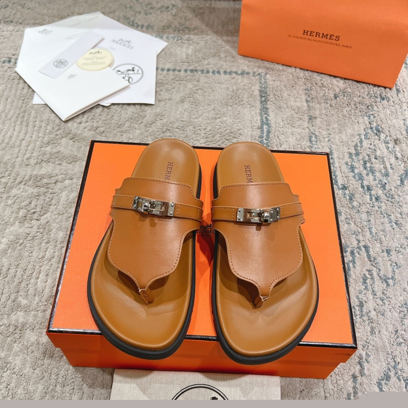 H**mes slippers